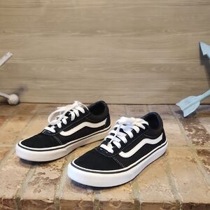Vans Ward